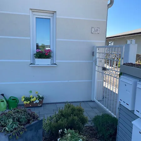 Blanc - Private Ferienresidenz Mit Pool & Garten Апартаменты *